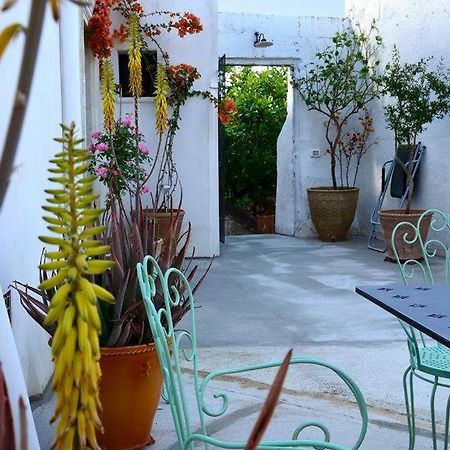 Il Giardino Bed & Breakfast Grottaglie Eksteriør bilde